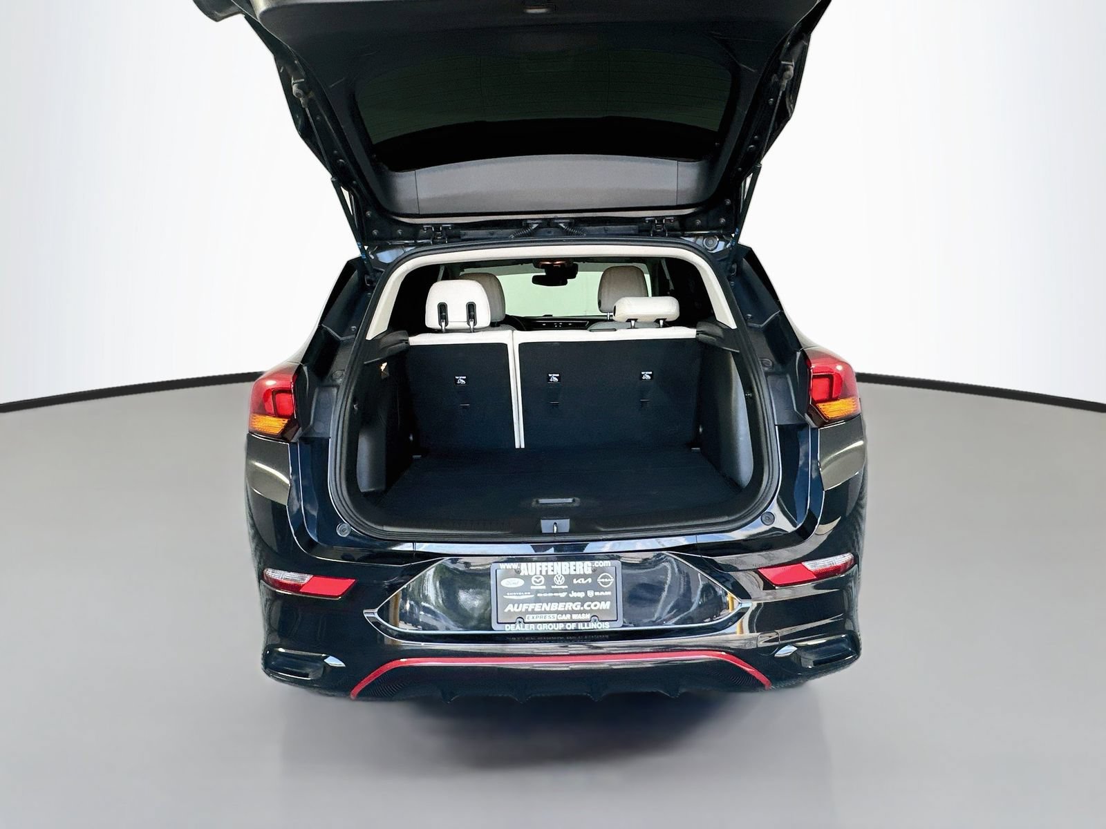 Used 2021 Buick Encore GX Preferred w/ Sport Touring Package FWD image 24