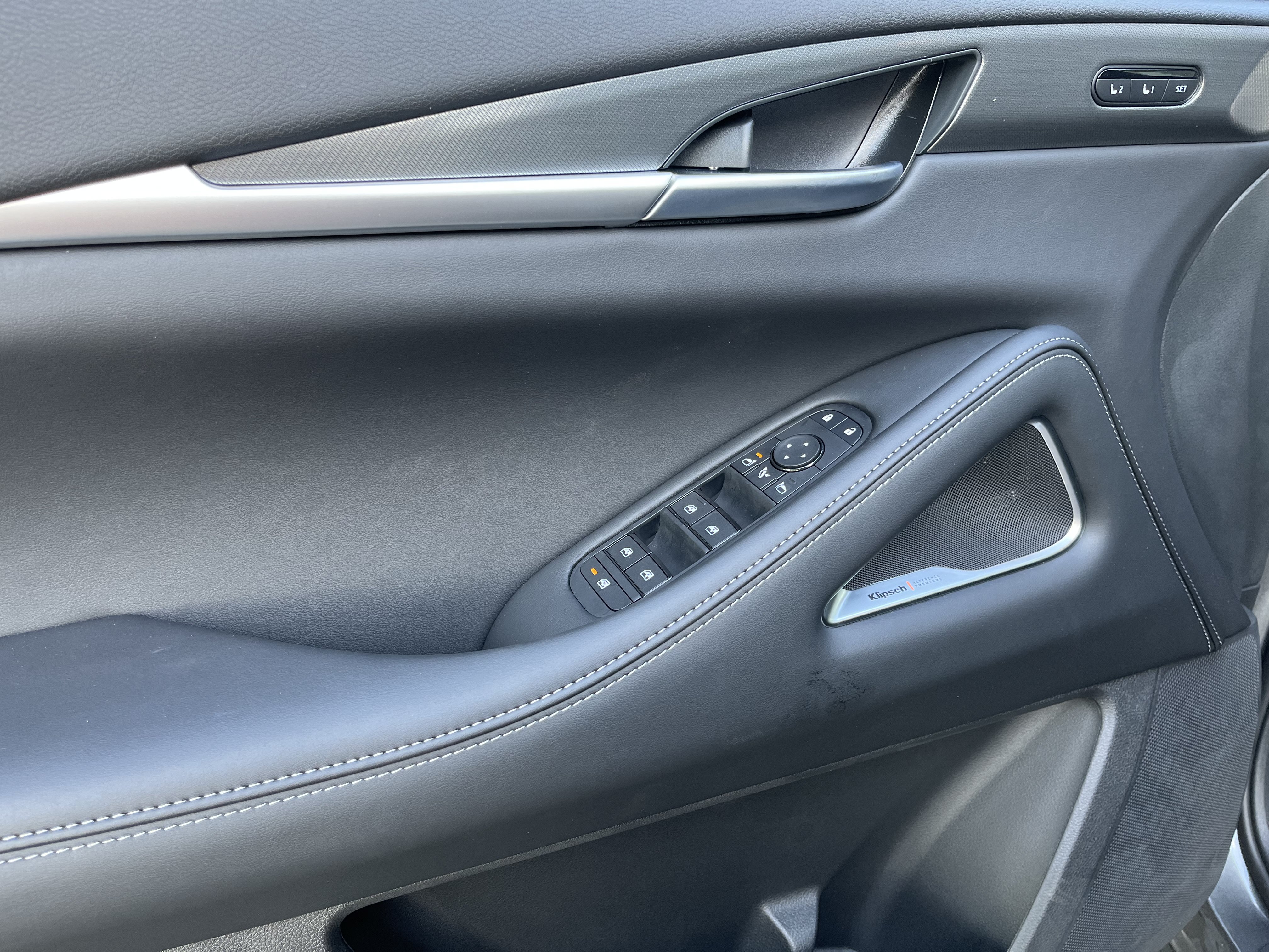 New 2027 INFINITI QX60 Luxe w/ Cargo Package FWD image 11