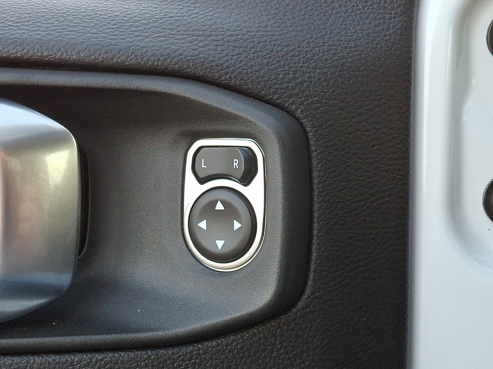 Used 2022 Jeep Gladiator Rubicon w/ LED Lighting Group image 28