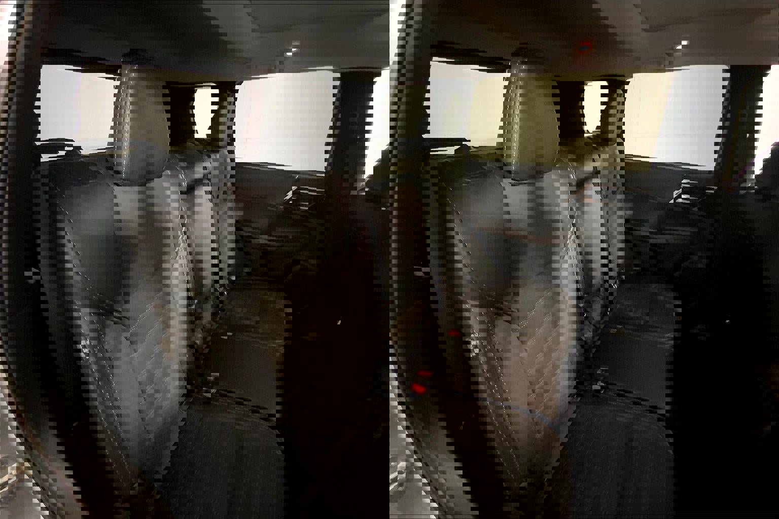 Used 2024 Mitsubishi Outlander SE image 23