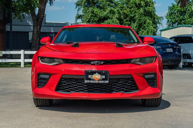 Used 2018 Chevrolet Camaro SS RWD image 9
