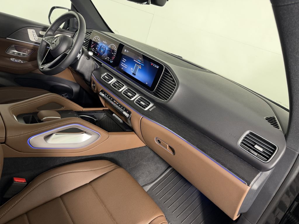 Used 2025 Mercedes-Benz GLE 450e 4MATIC image 22