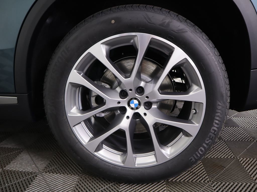 Certified 2026 BMW X5 xDrive40i w/ Climate Comfort Package AWD/4WD image 33