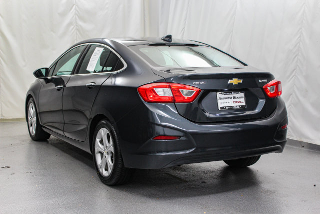 Used 2017 Chevrolet Cruze Premier FWD image 6