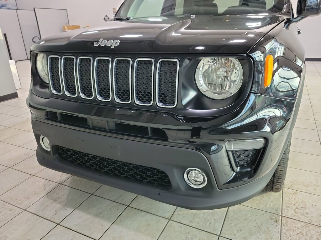 Used 2019 Jeep Renegade Latitude image 31