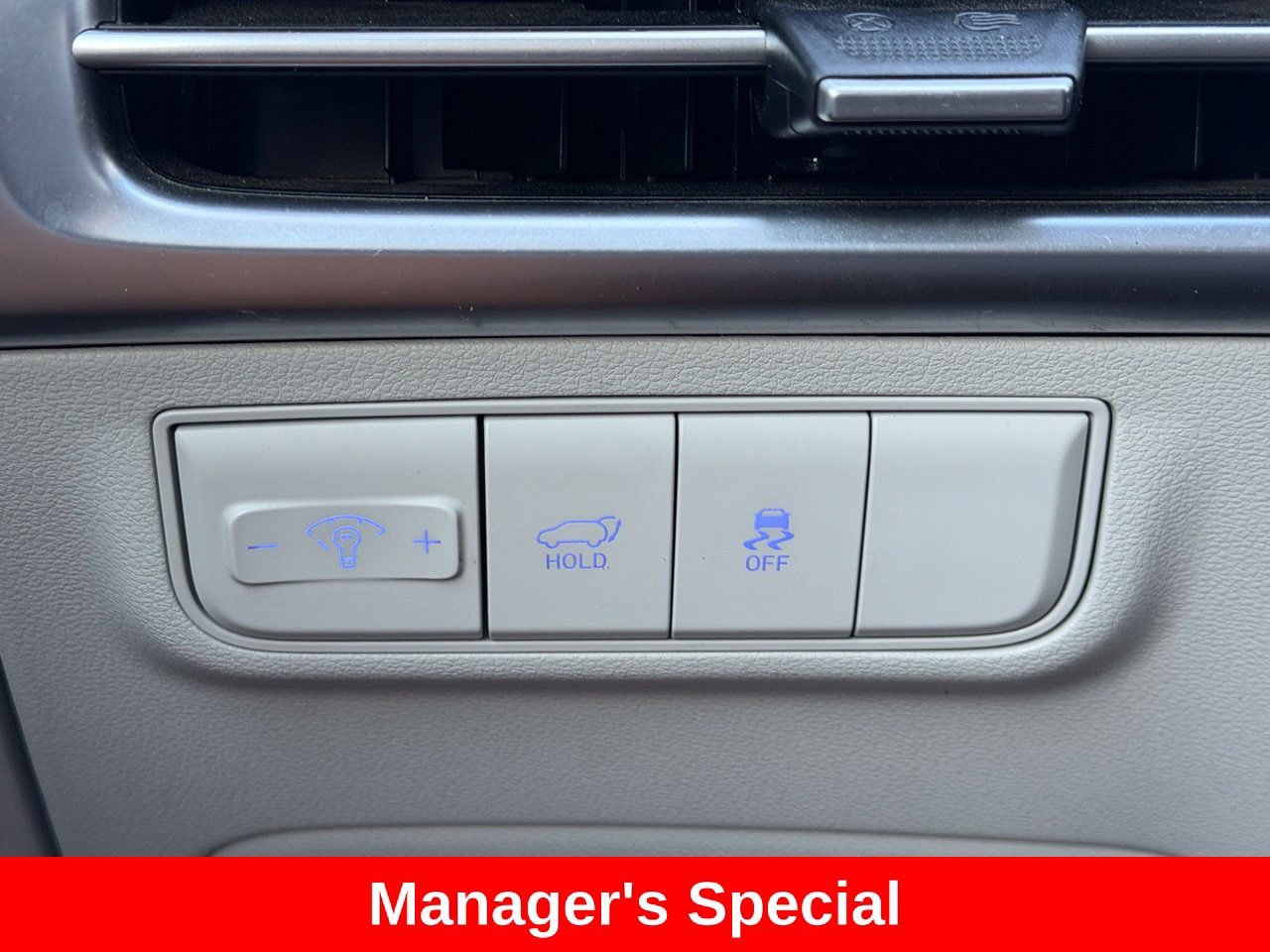 Used 2023 Chevrolet Malibu LT FWD image 18