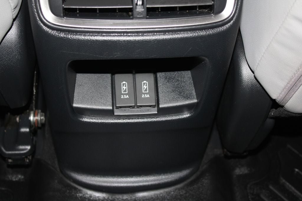 Used 2020 Honda CR-V Touring image 18