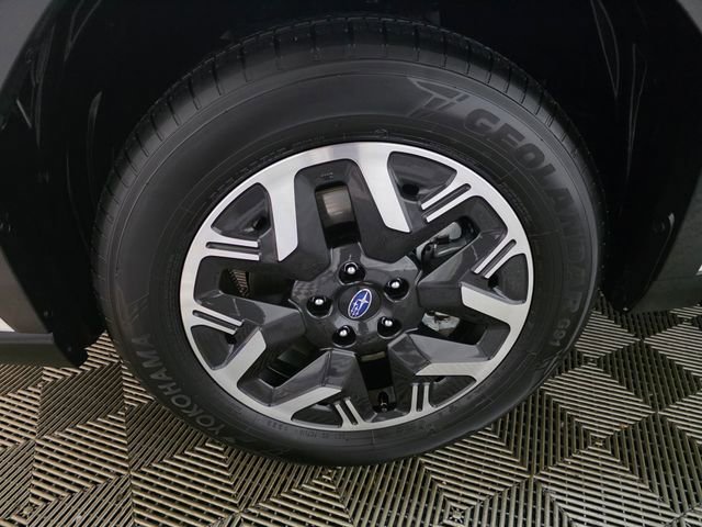 Certified 2025 Subaru Forester Premium image 10
