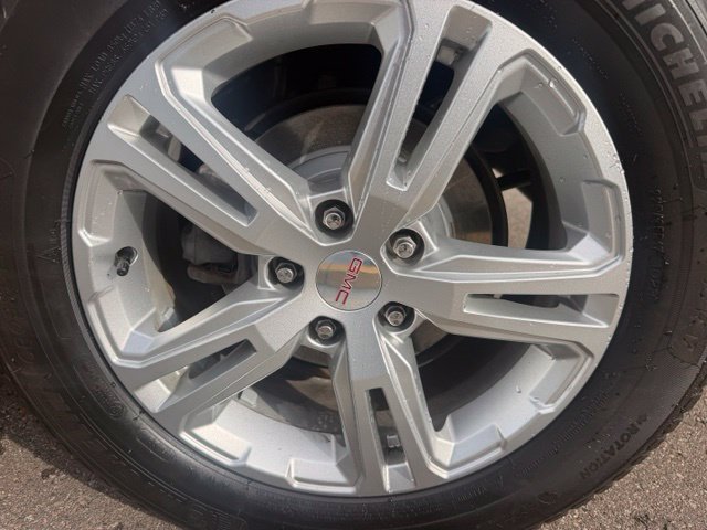 Used 2020 GMC Terrain SLE w/ Driver Convenience Package AWD/4WD image 11