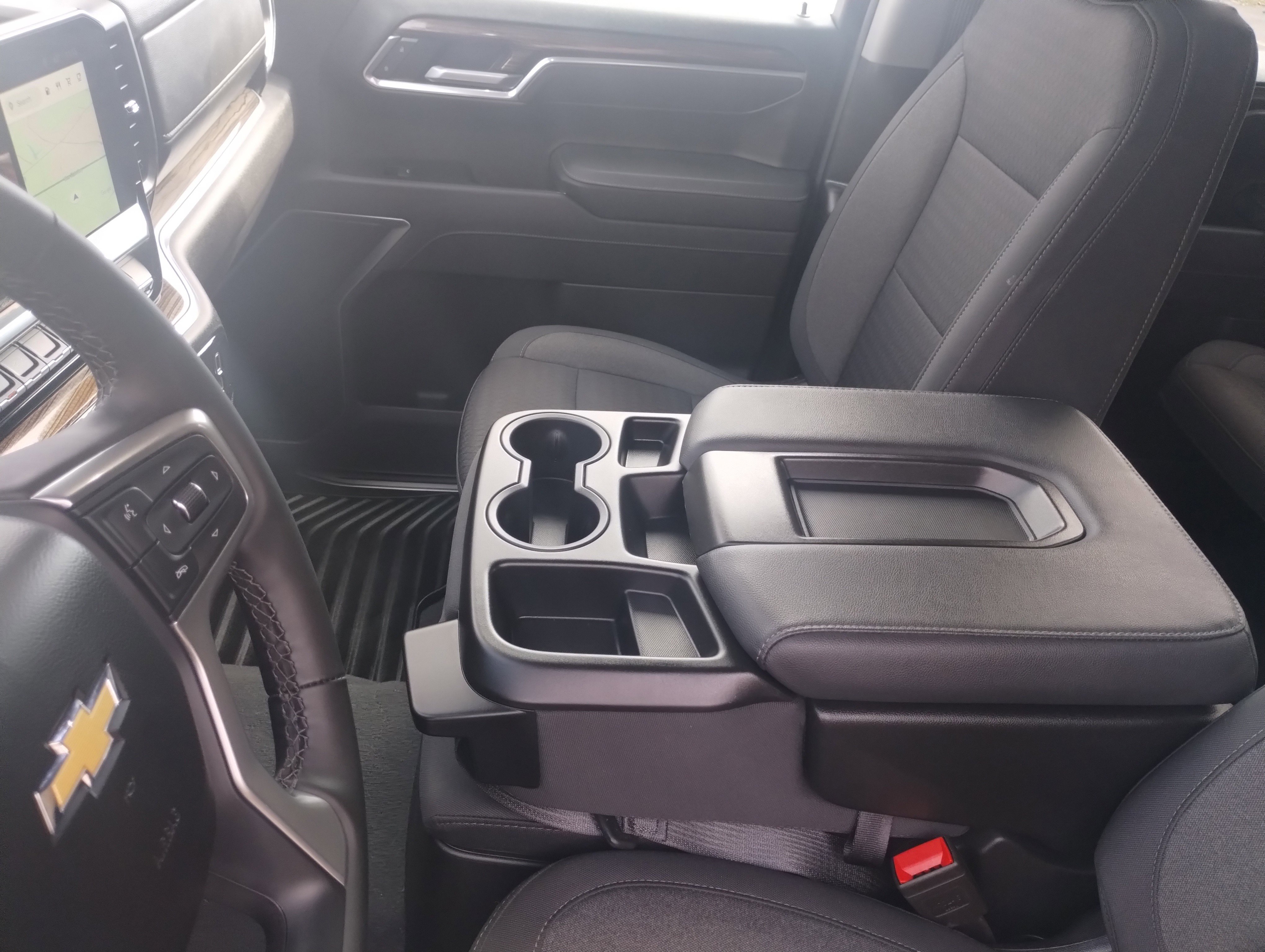 Used 2025 Chevrolet Silverado 1500 LT image 13