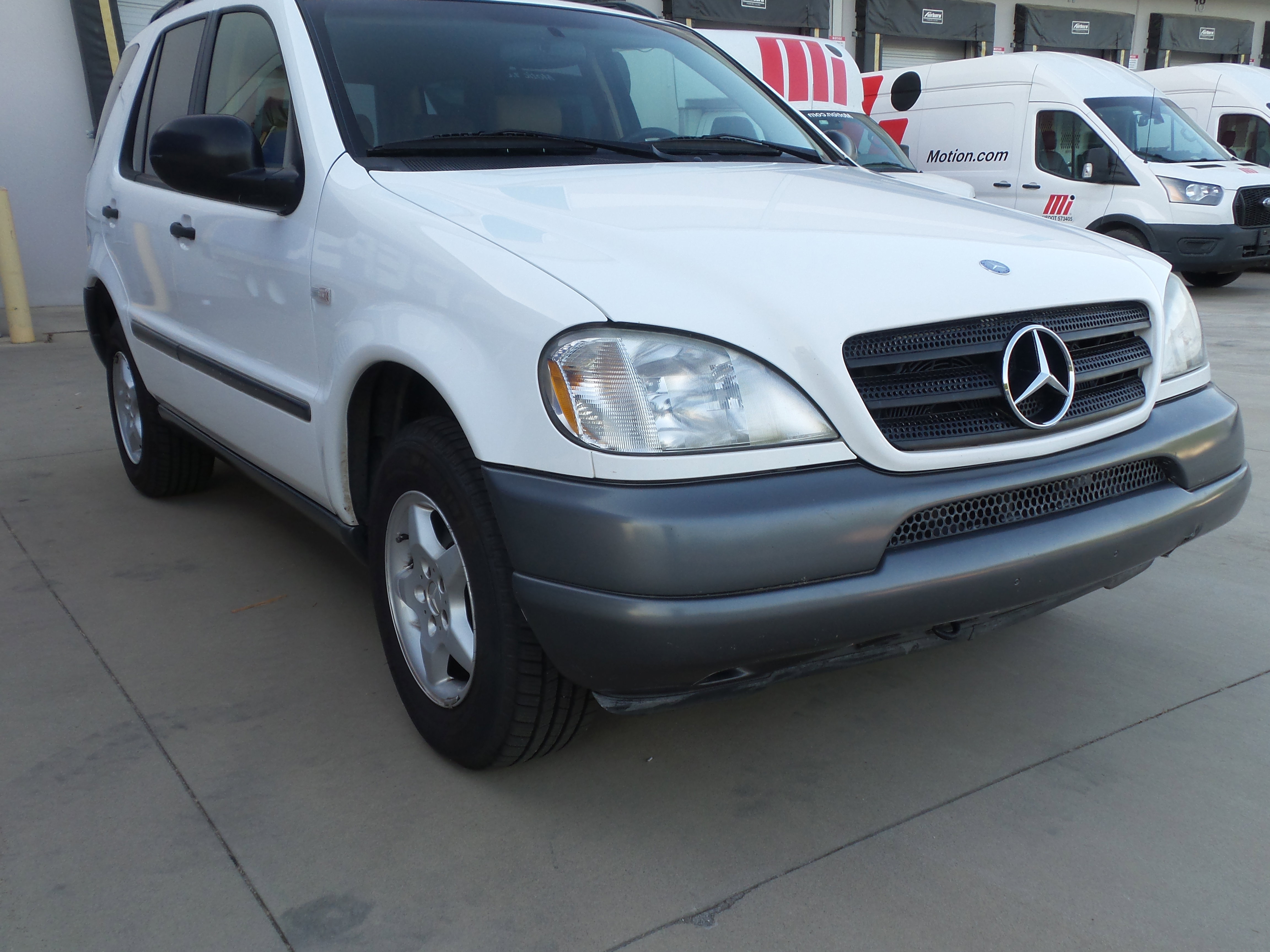 Used 1999 Mercedes-Benz ML 320 4MATIC image 5
