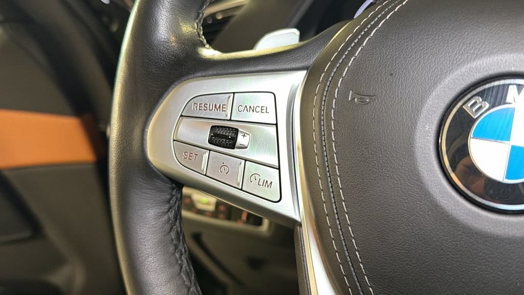 Used 2021 BMW X7 xDrive40i w/ Parking Assistance Package AWD/4WD image 28