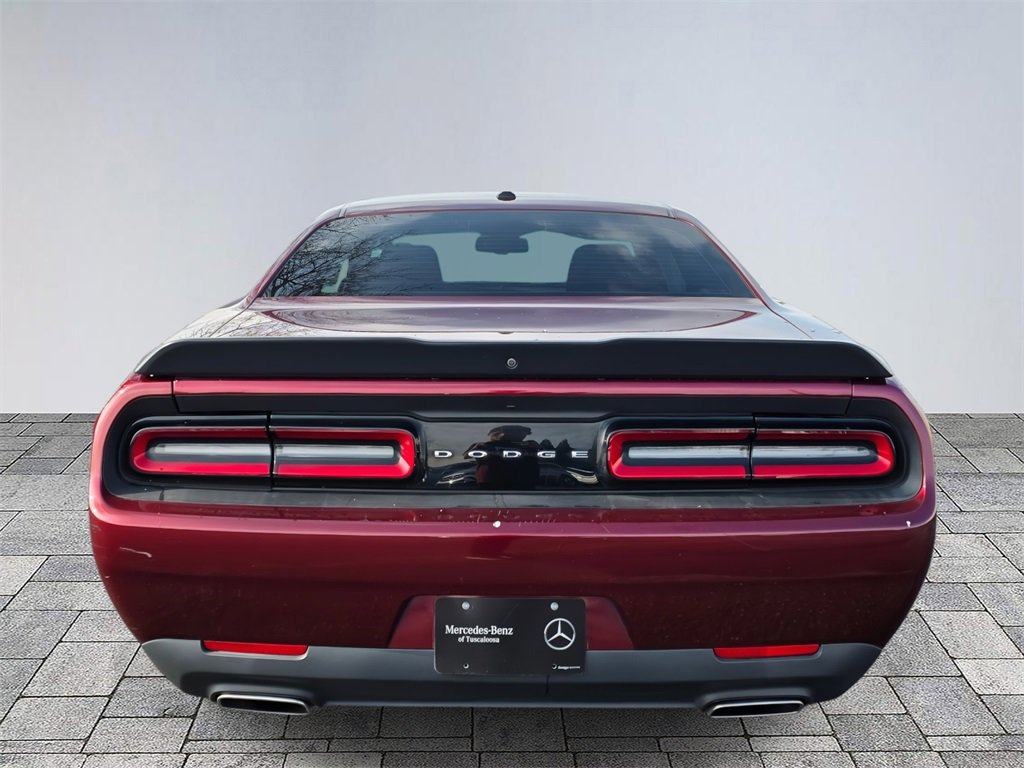 Used 2023 Dodge Challenger SXT image 6