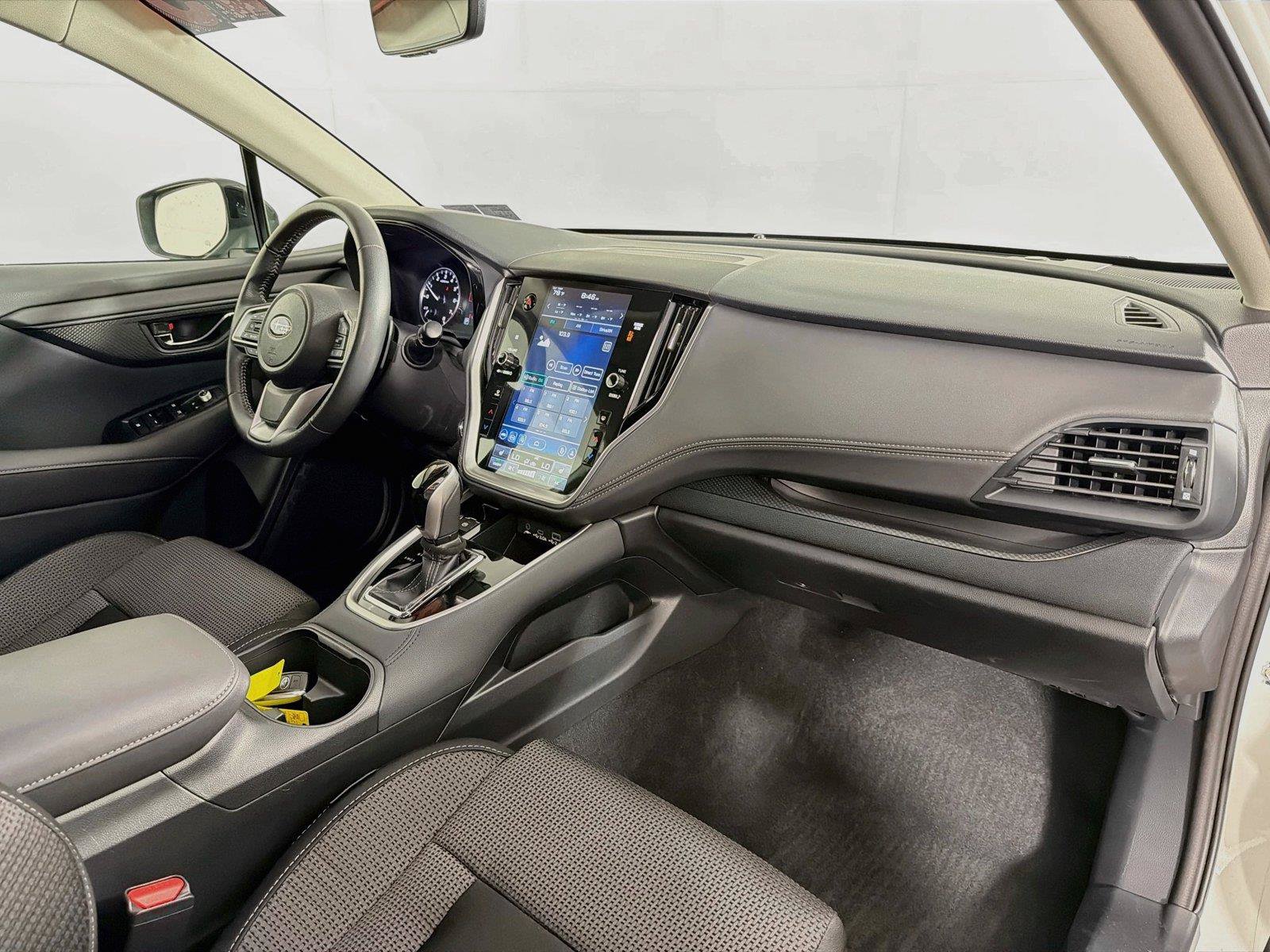 Used 2025 Subaru Outback Premium w/ Popular Package #1A AWD/4WD image 31