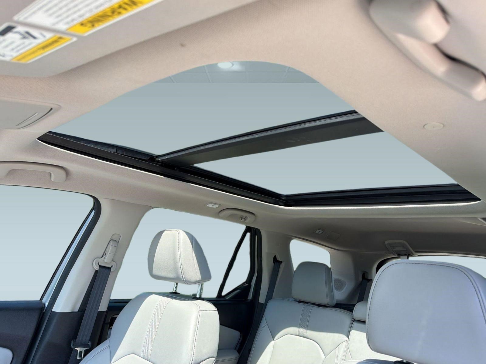 Used 2023 Honda Pilot Touring image 15