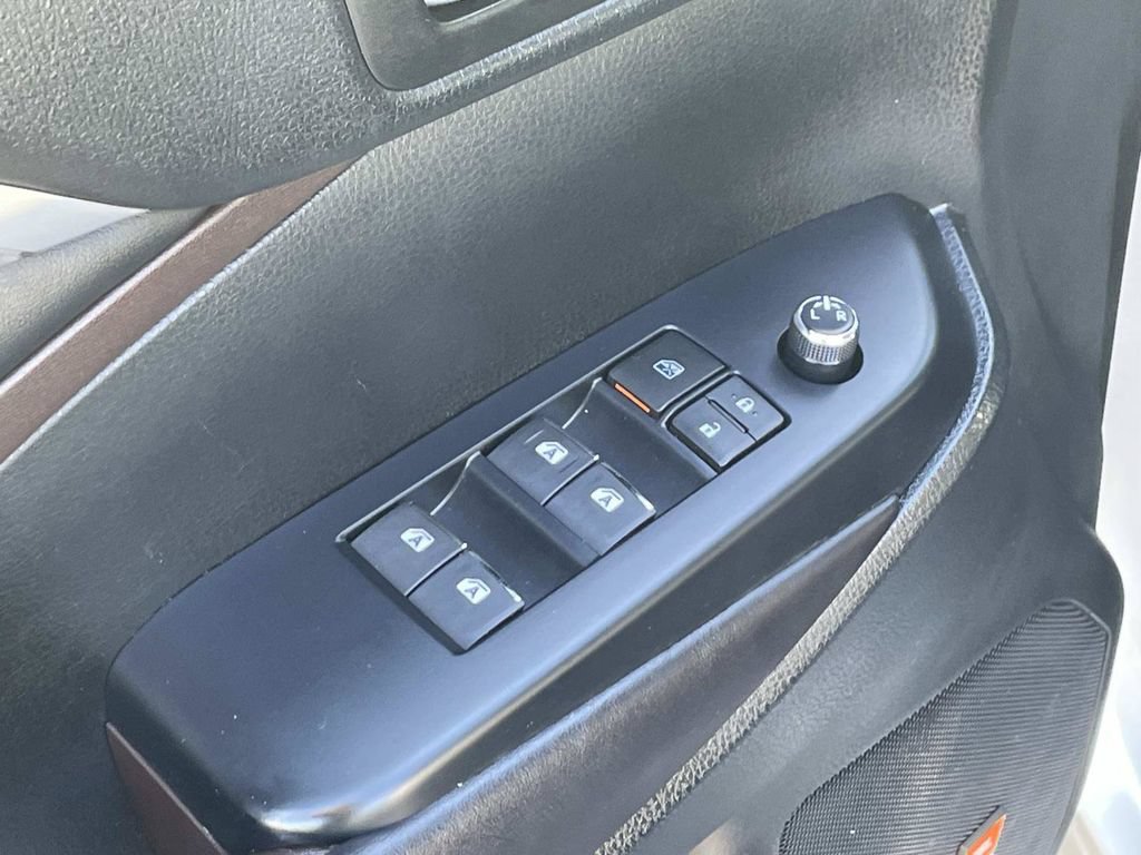 Used 2017 Toyota Highlander Limited FWD image 23