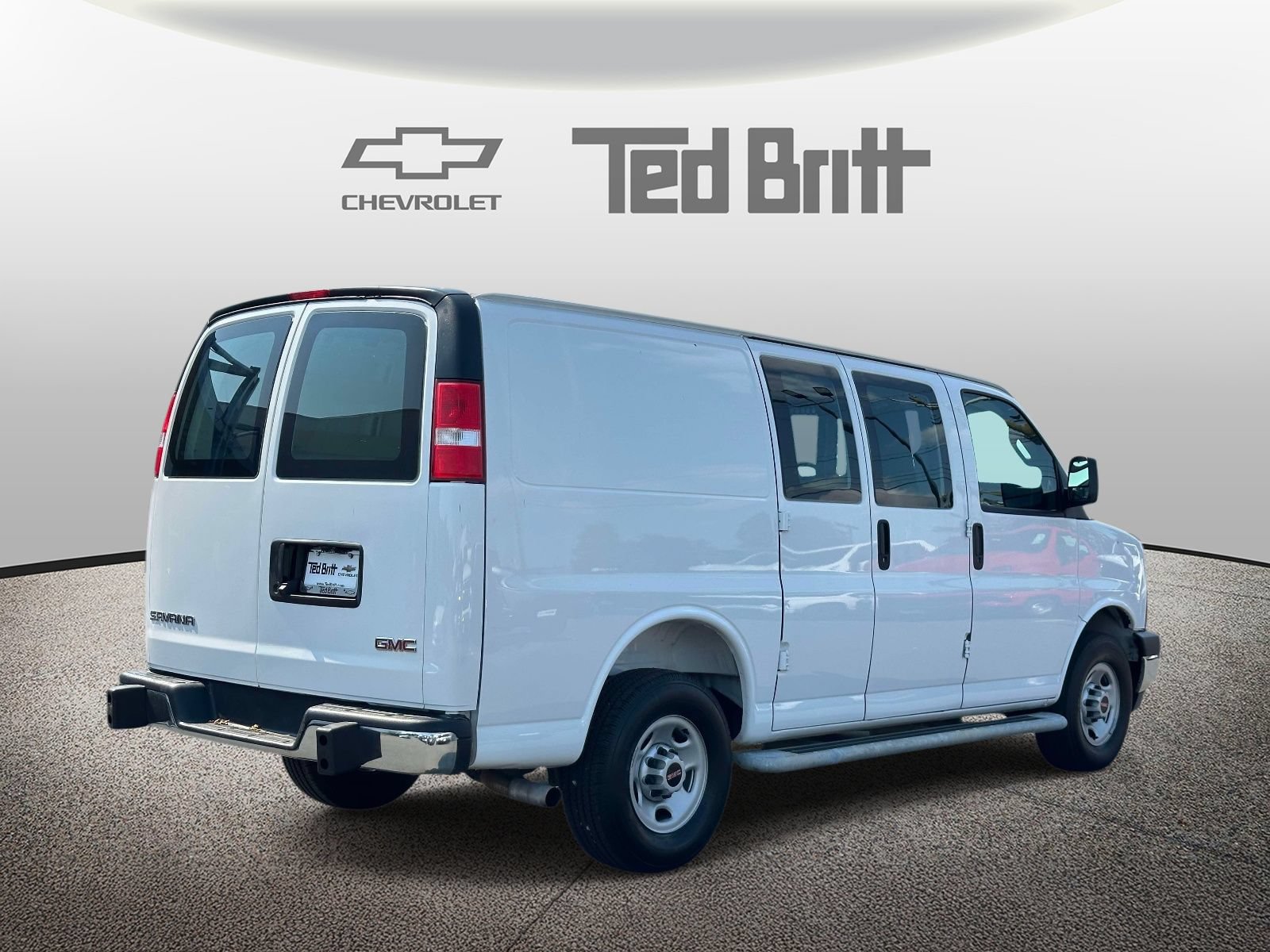 Certified 2025 GMC Savana 2500 w/ Driver Convenience Package RWD image 4