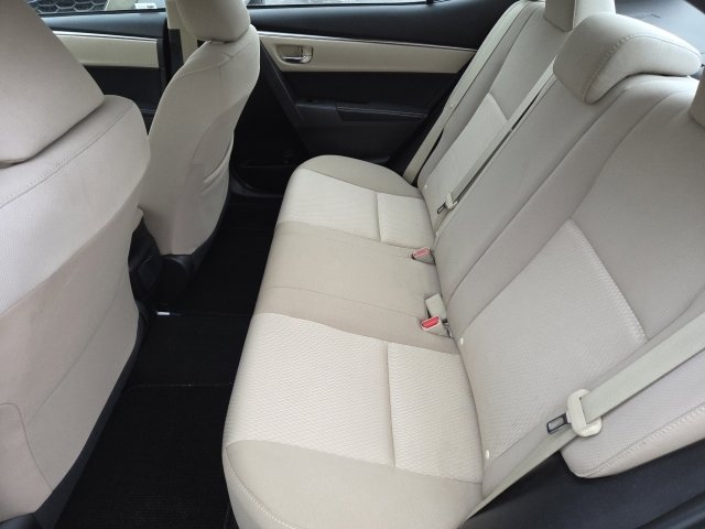 Used 2014 Toyota Corolla LE image 10
