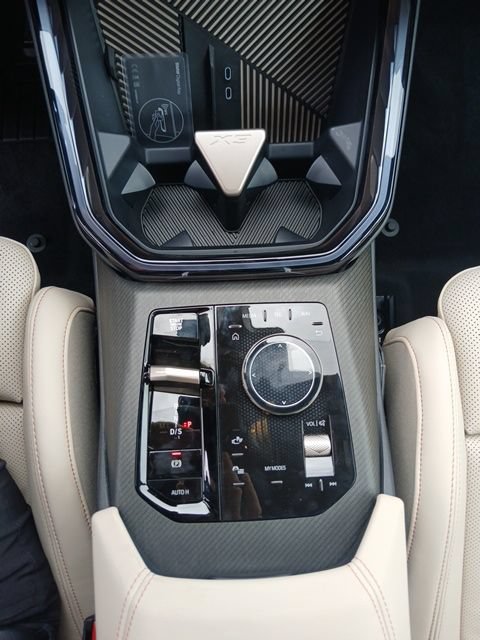 New 2025 BMW X3 xDrive30i w/ Convenience Package AWD/4WD image 21