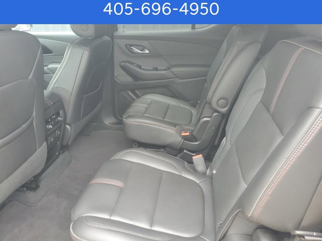 Used 2022 Chevrolet Traverse RS FWD image 19