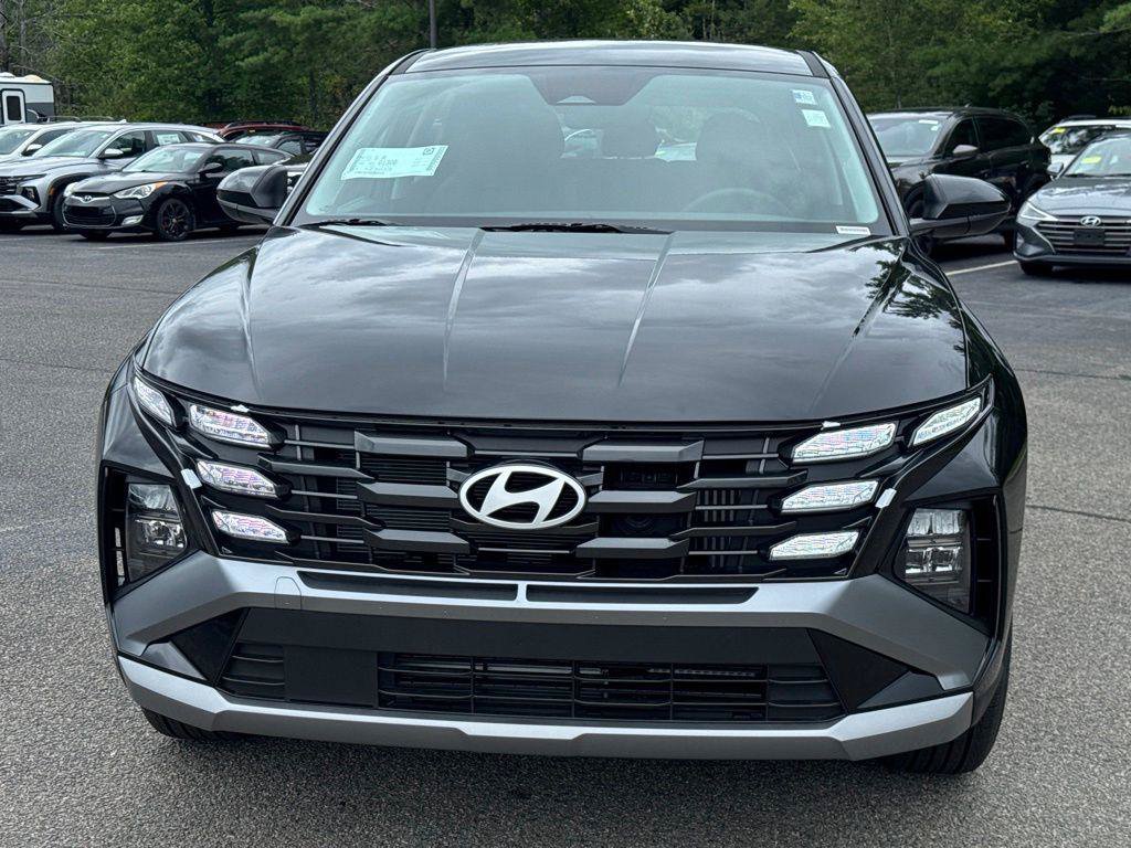 New 2026 Hyundai Tucson Blue SE AWD/4WD image 2