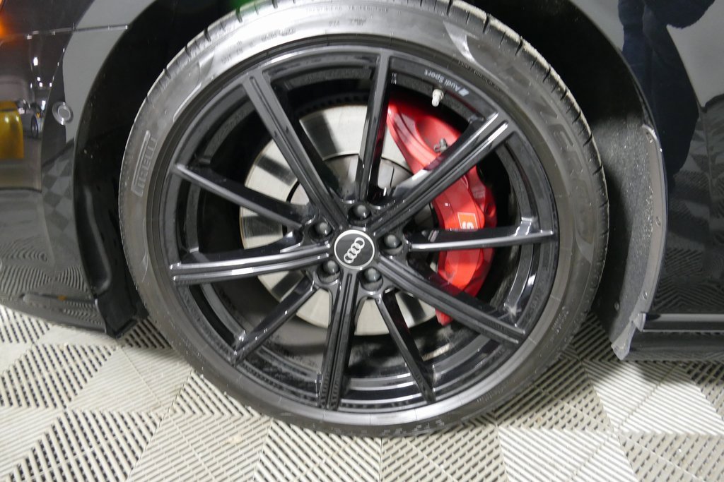 Used 2022 Audi S8 image 9