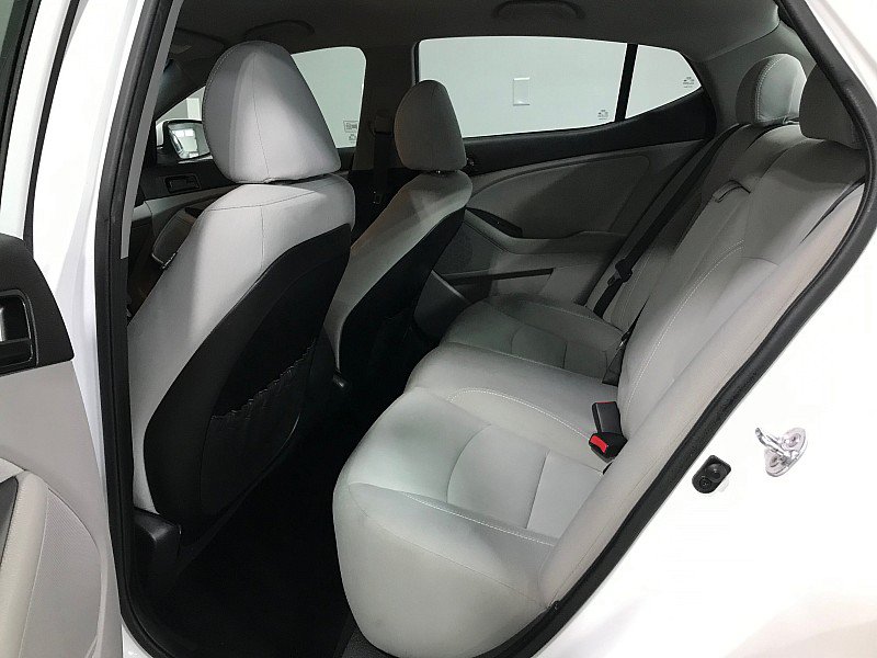 Used 2012 Kia Optima LX FWD image 19