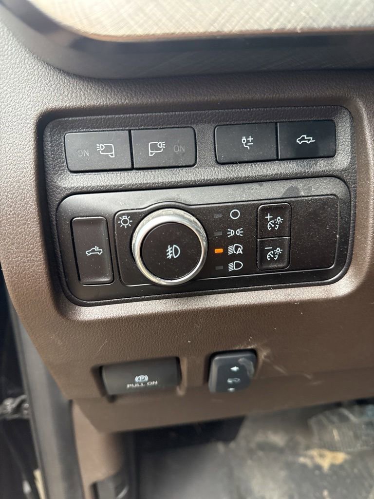 Used 2024 Ford F350 King Ranch AWD/4WD image 22