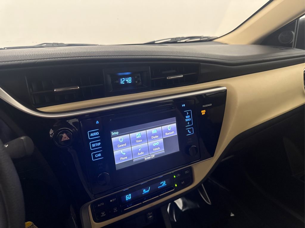 Used 2017 Toyota Corolla LE FWD image 40