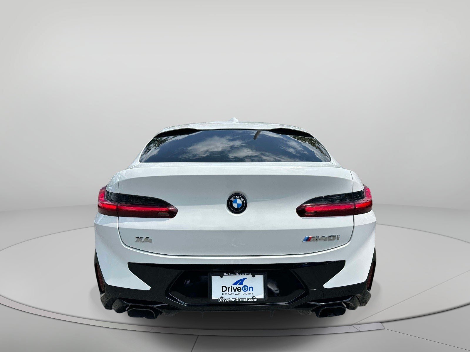 Used 2024 BMW X4 M40i w/ Premium Package AWD/4WD image 4