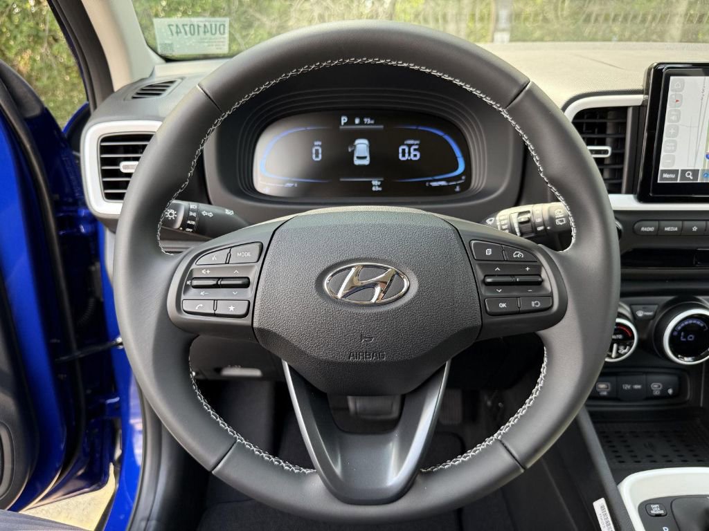 New 2025 Hyundai Venue Limited image 15
