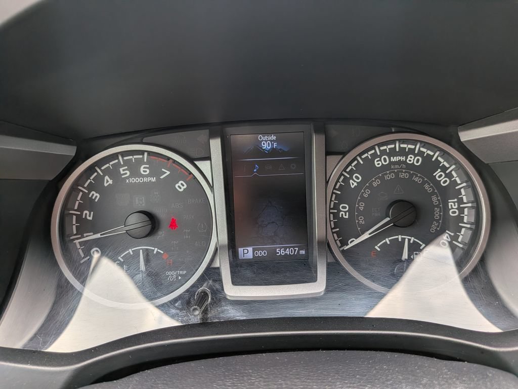Used 2019 Toyota Tacoma SR5 RWD image 16