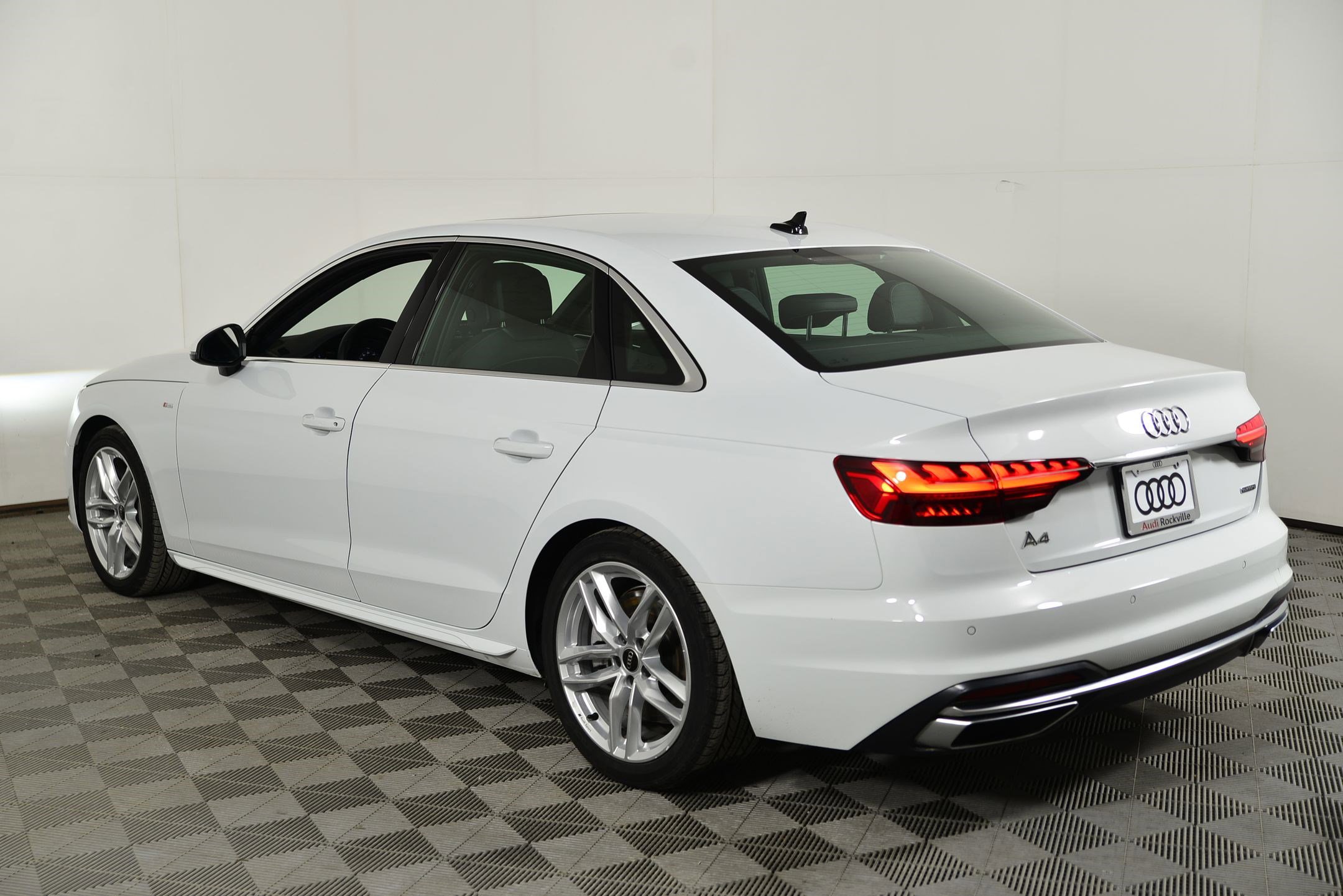 Certified 2023 Audi A4 2.0T Premium w/ Convenience Package image 3