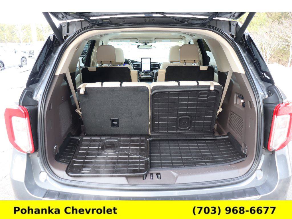 Used 2023 Ford Explorer Platinum w/ Technology Package image 27