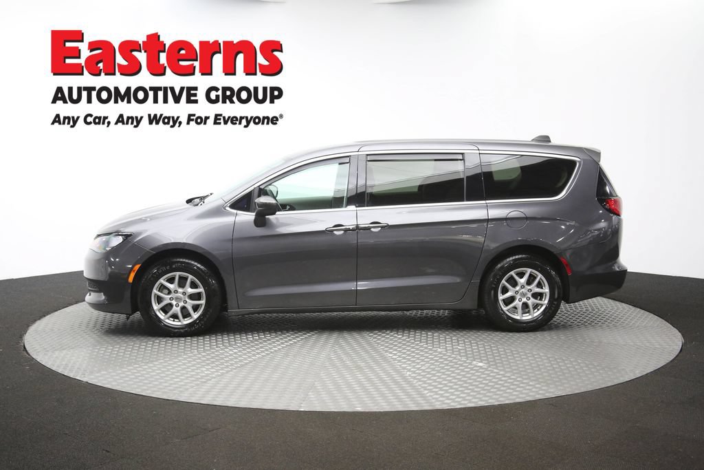 Used 2022 Chrysler Voyager LX FWD image 59