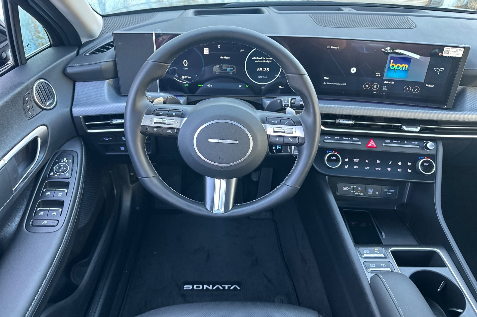 New 2025 Hyundai Sonata Limited FWD image 14
