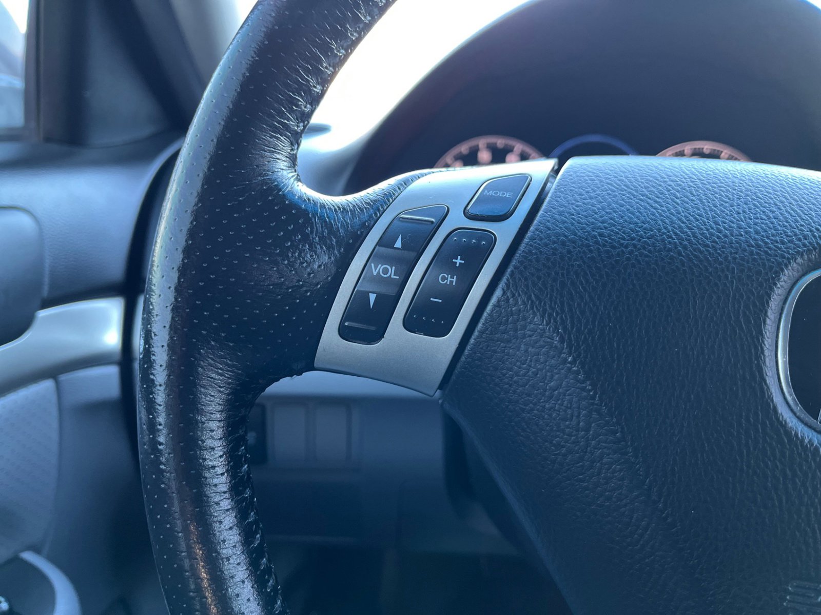 Used 2005 Acura TSX image 24