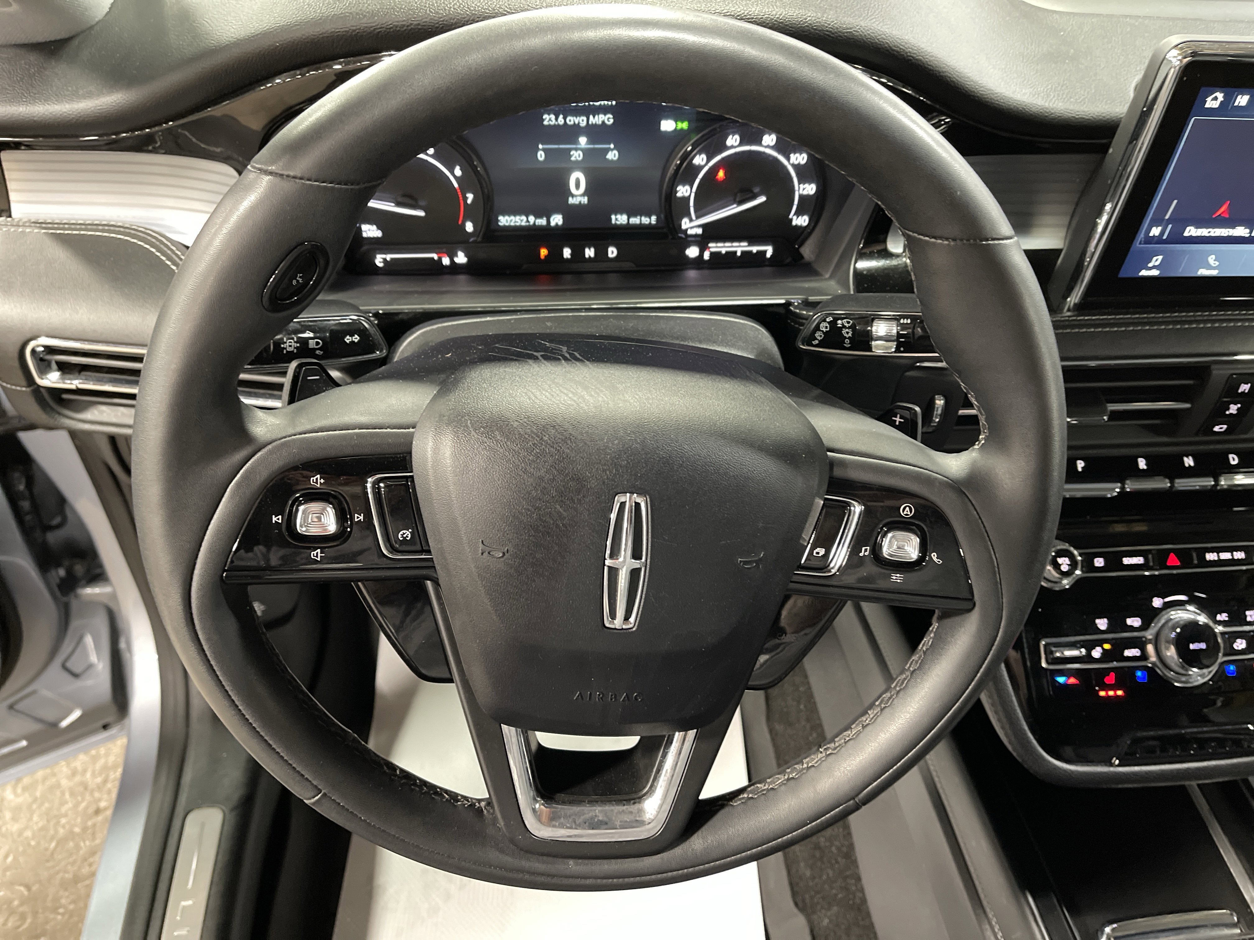 Used 2022 Lincoln Corsair AWD w/ Equipment Group 101A image 17