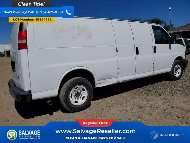 Used 2017 GMC Savana 2500 Extended image 4