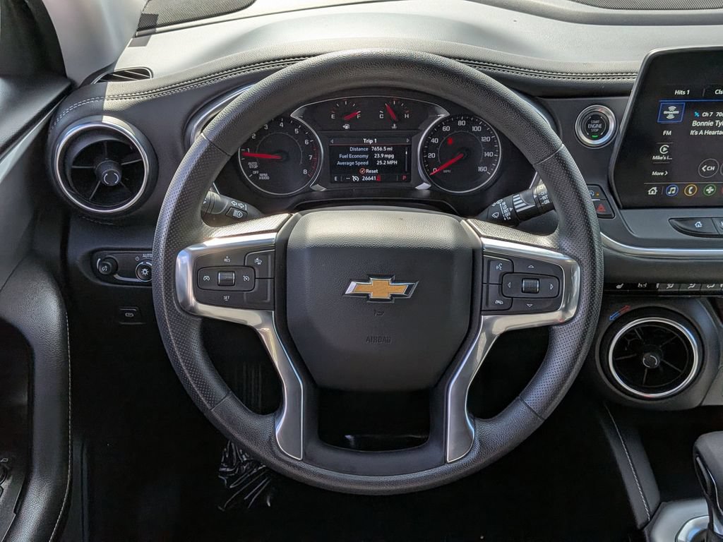 Used 2025 Chevrolet Blazer LT FWD image 22