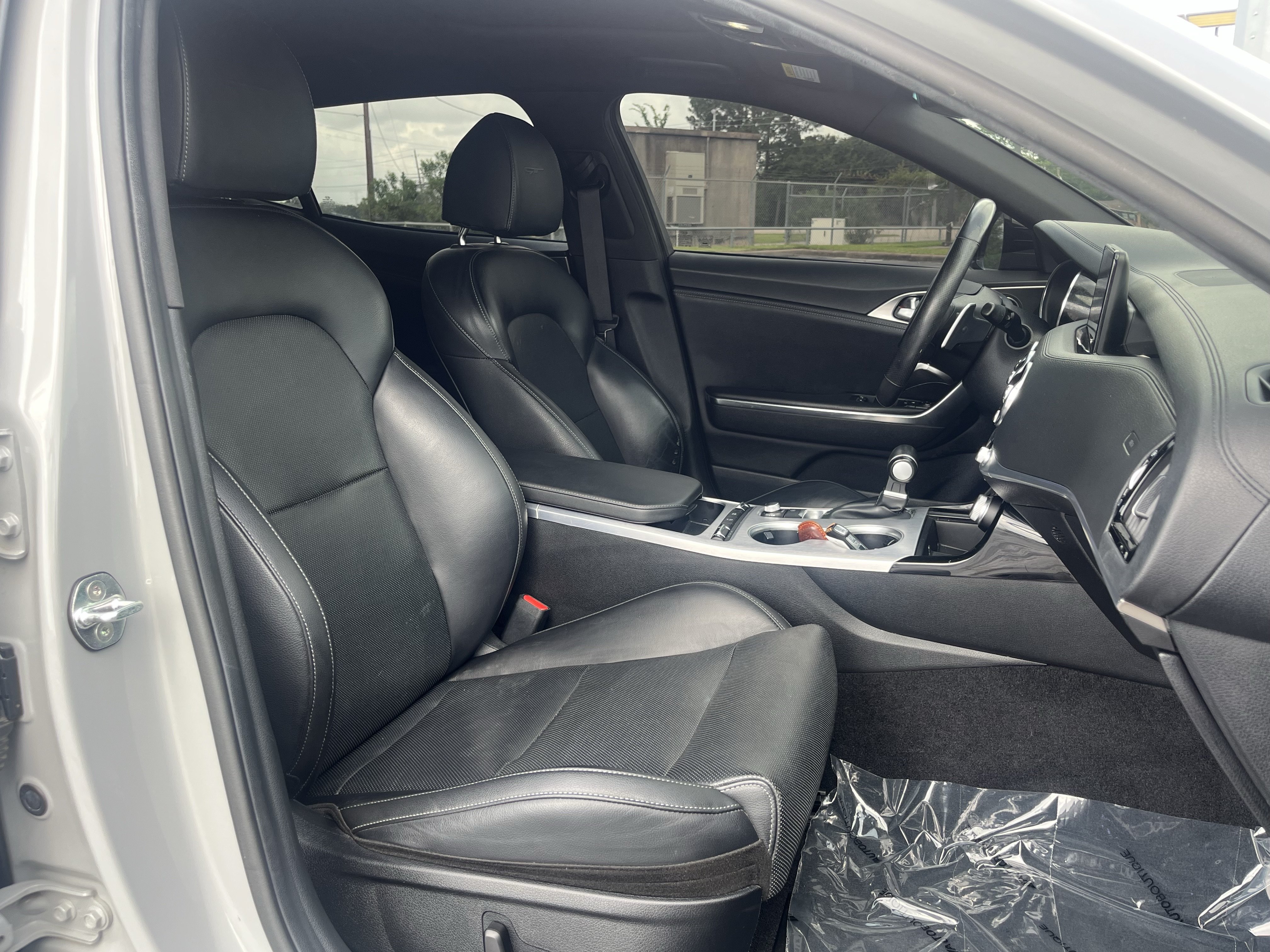 Used 2022 Kia Stinger GT1 RWD image 30