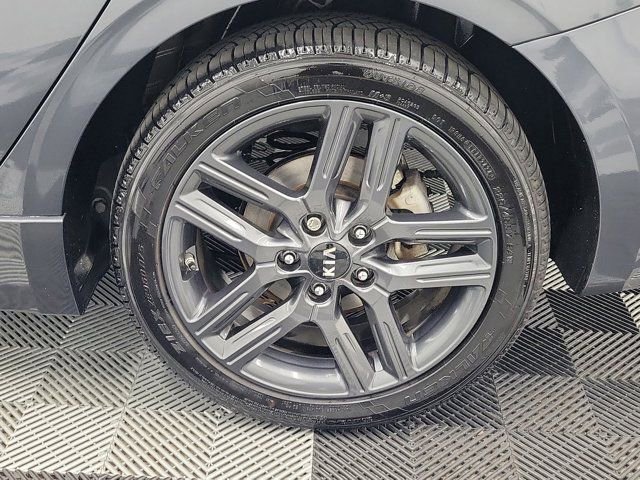 Used 2021 Kia Forte GT-Line image 10