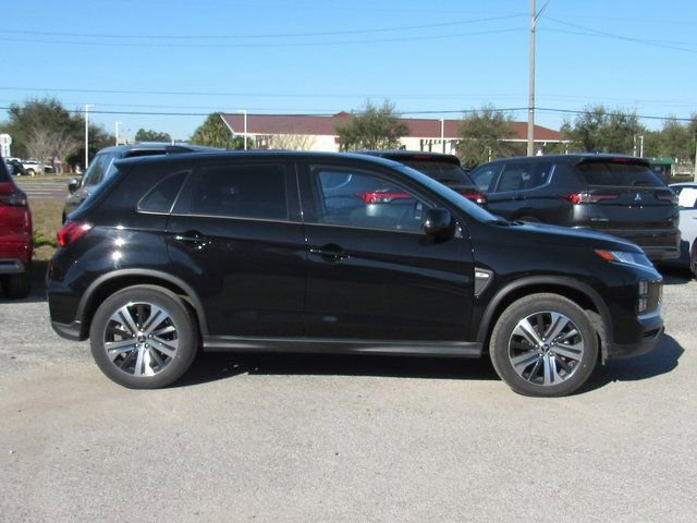 Used 2025 Mitsubishi Outlander Sport ES image 2