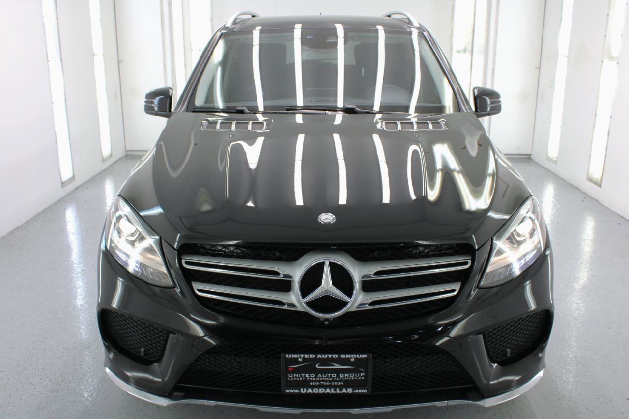 Used 2017 Mercedes-Benz GLE 400 4MATIC image 3