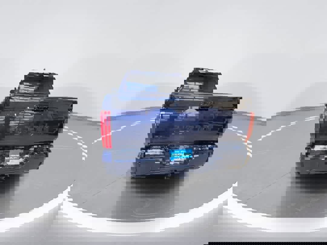 Used 2023 Toyota Tundra Platinum image 7