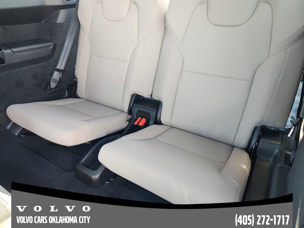 Used 2026 Volvo XC90 B5 Plus w/ Protection Package Premier image 30