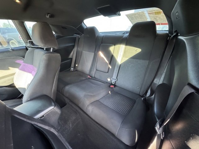Used 2016 Dodge Challenger SXT w/ Driver Convenience Group image 14
