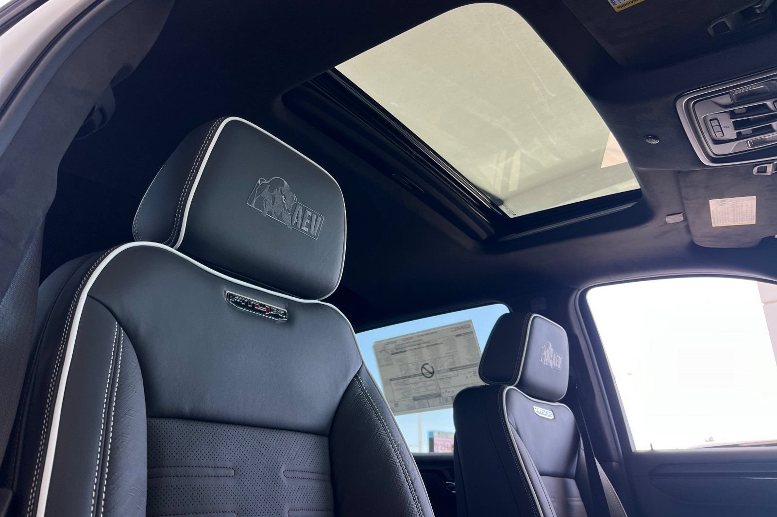New 2026 GMC Sierra 1500 AT4X w/ AT4X AEV Edition AWD/4WD image 14