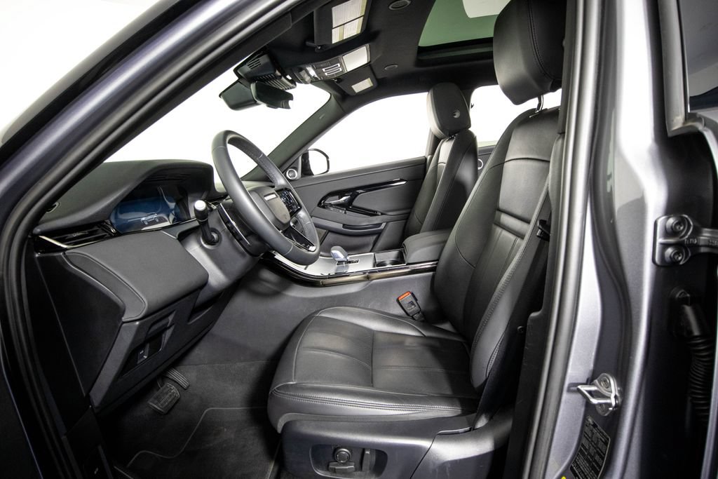 Used 2024 Land Rover Range Rover Evoque S AWD/4WD image 10