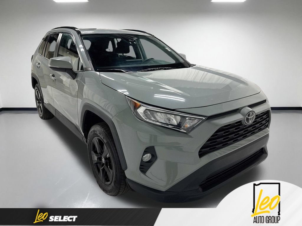 Used 2021 Toyota RAV4 XLE w/ Convenience Package AWD/4WD image 5